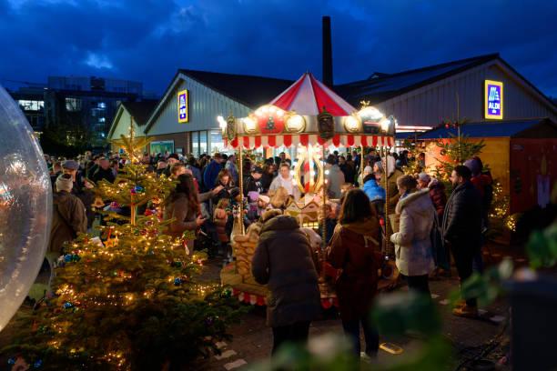 Image of Christmas markets set up outside of an Aldi store