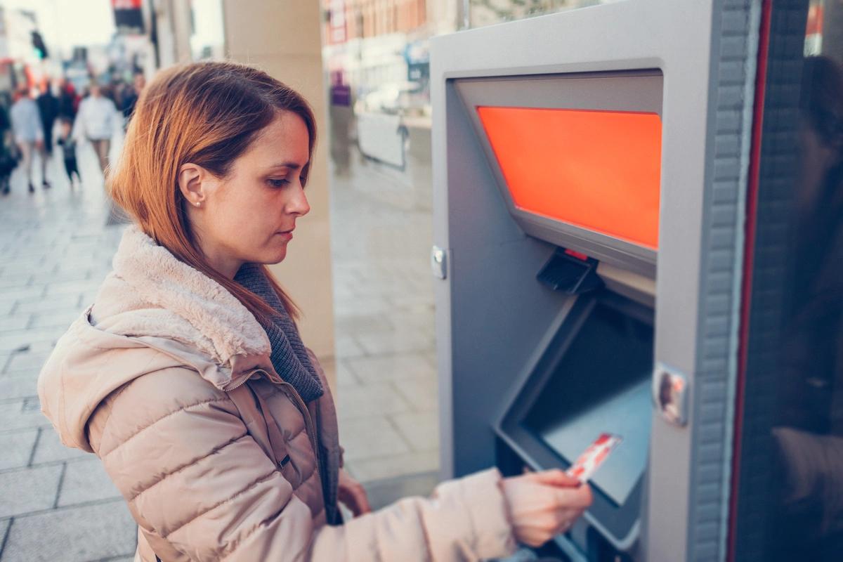 People stuck in financial habits ‘missing out on better returns’