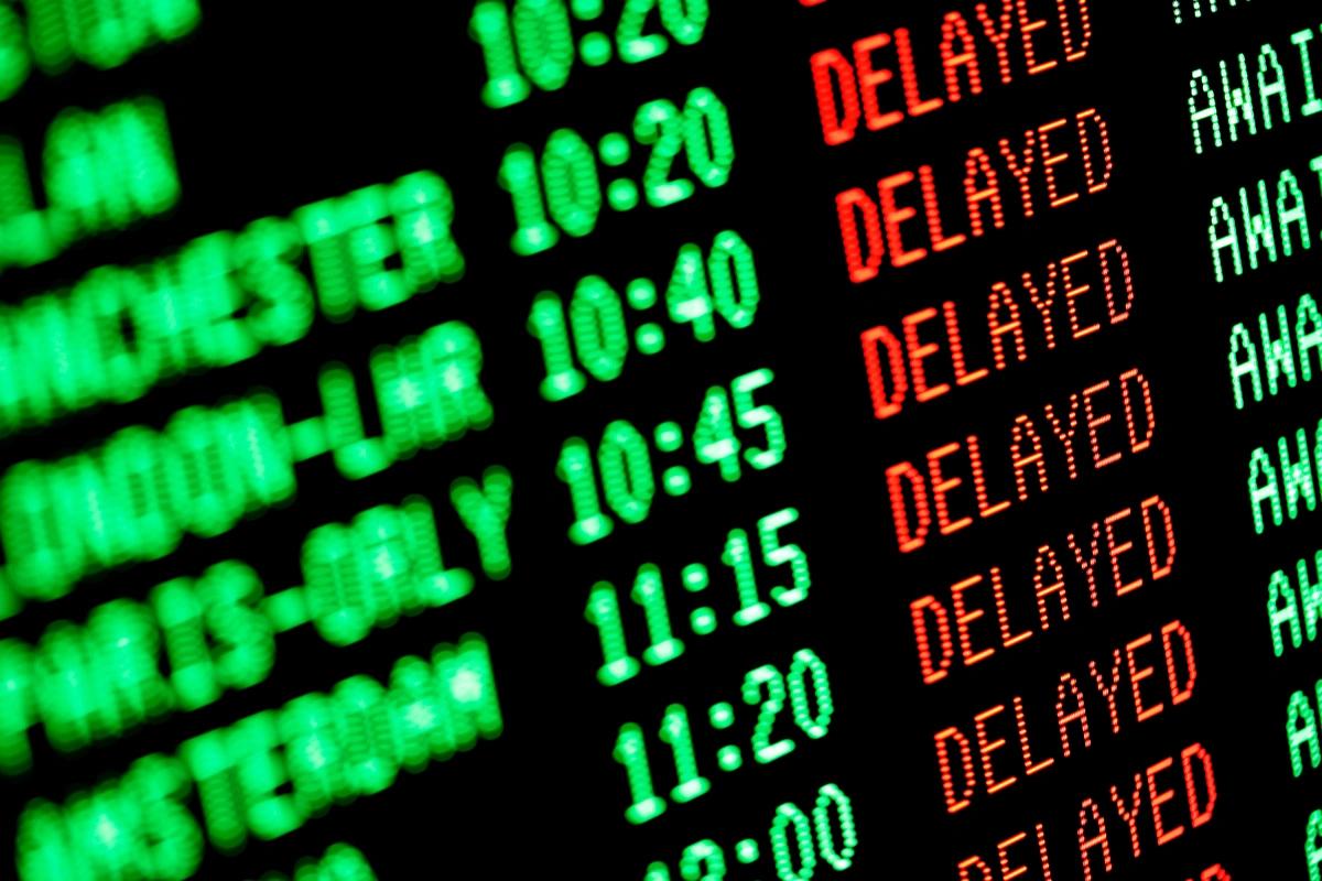 Arrivals/departure board showing lots of delayed flights