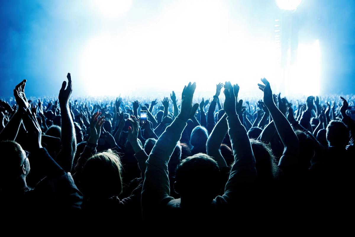 How to avoid concert ticket scams this summer