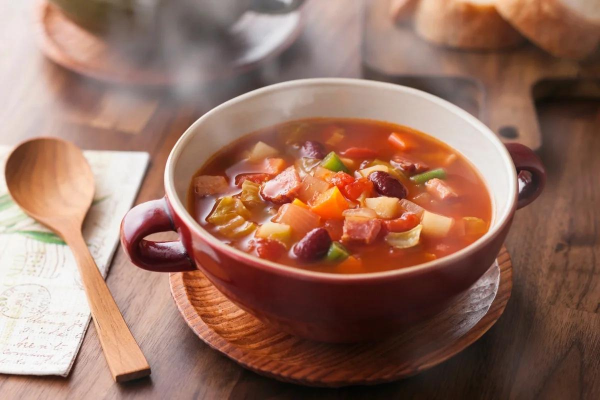 Make a cheap and filling minestrone soup