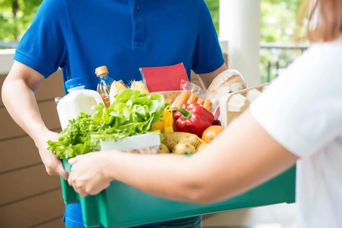 Where can you get the freshest groceries if you order online?