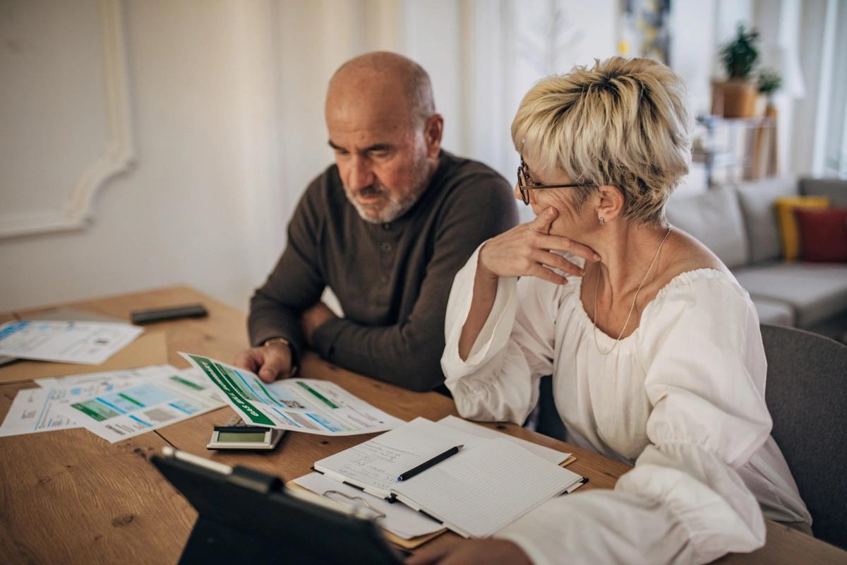 Couple calculating bills