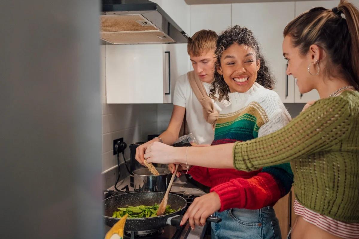 8 cheap recipes every student should know