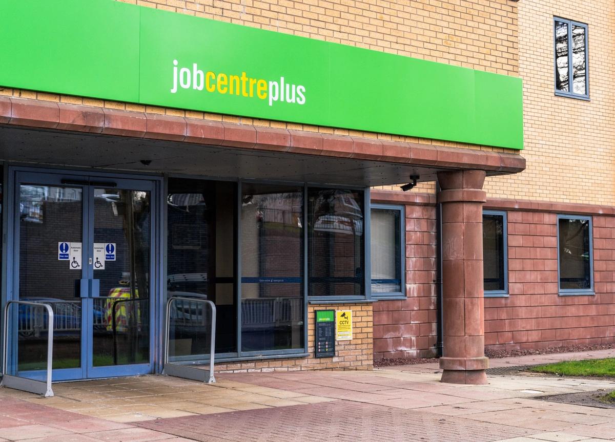 Jobcentres to offer more tailored support, says minister
