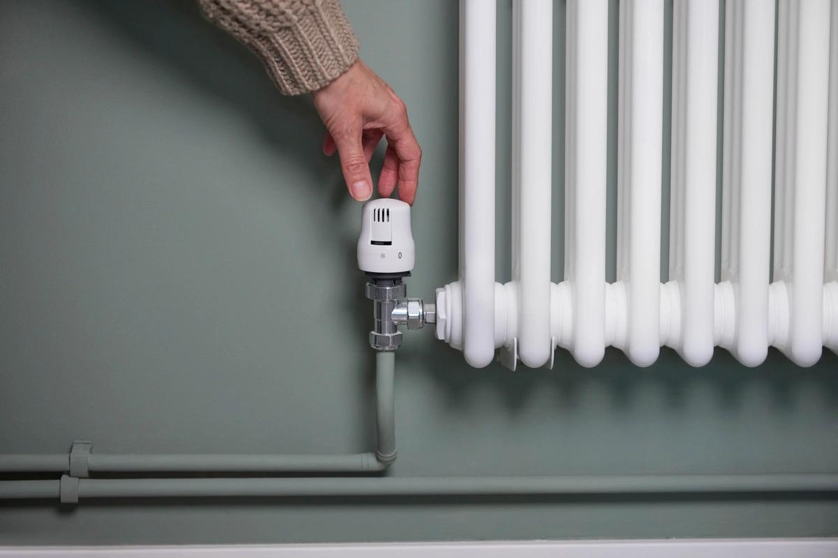 More pensioners will get winter fuel payments this year, says Reeves