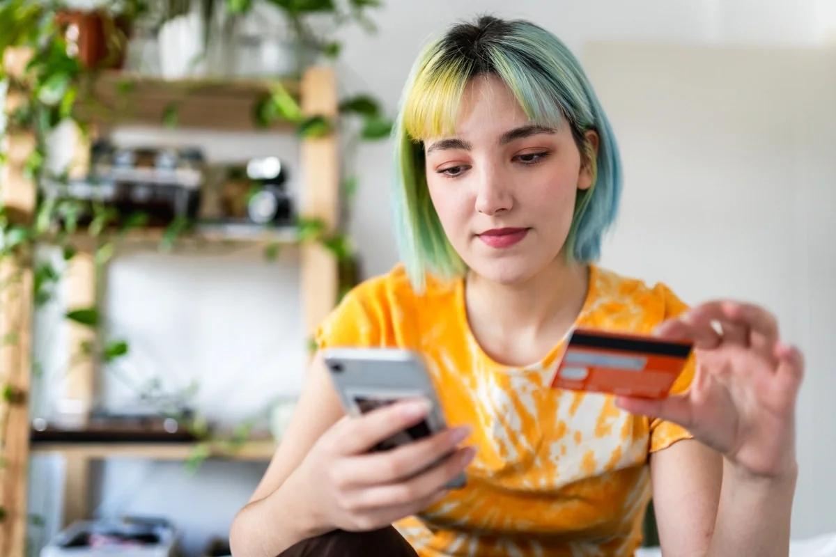 Young people should talk about their financial goals