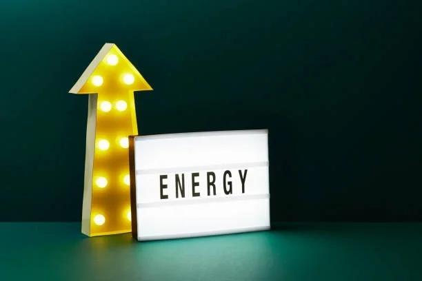 Image of an arrow pointing up next to a sign saying 'Energy'.  Energy bills set to hit a three-year high - what does it mean for your bills. Cornwall Insight forecasts a 4% rise in the energy price cap from October, taking bills to their highest leve