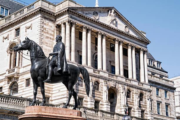 picture of the Bank of England building
